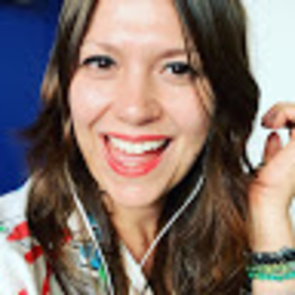 Meet your Posher, Liz - Picture 1 of 1